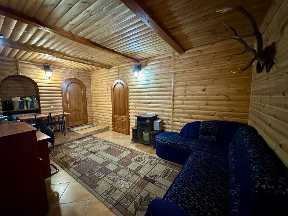 Продажа коттеджа 575.9 м², Цветочная ул., 3
