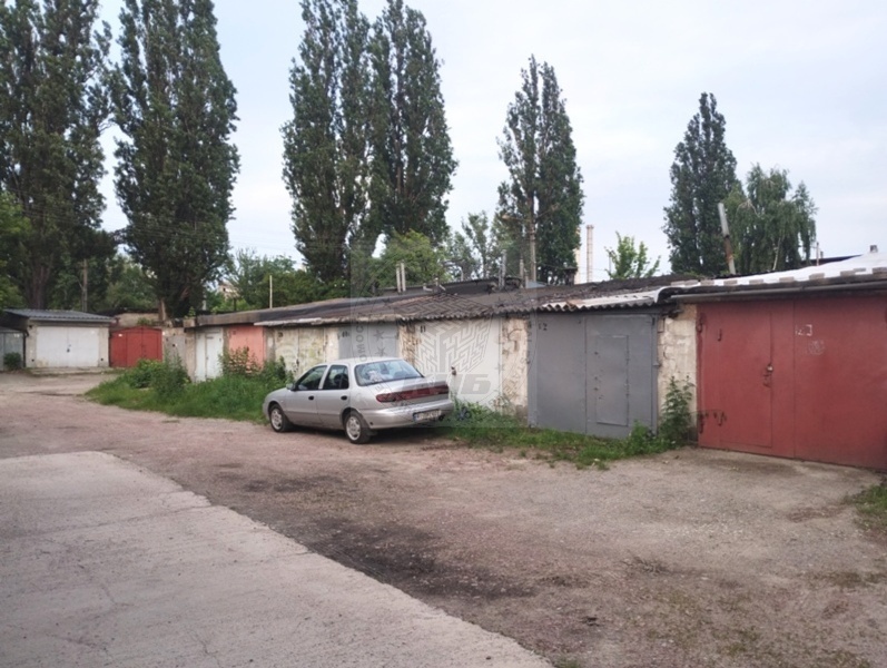 Продажа гаража 20.5 м², Василия Степанченко ул.