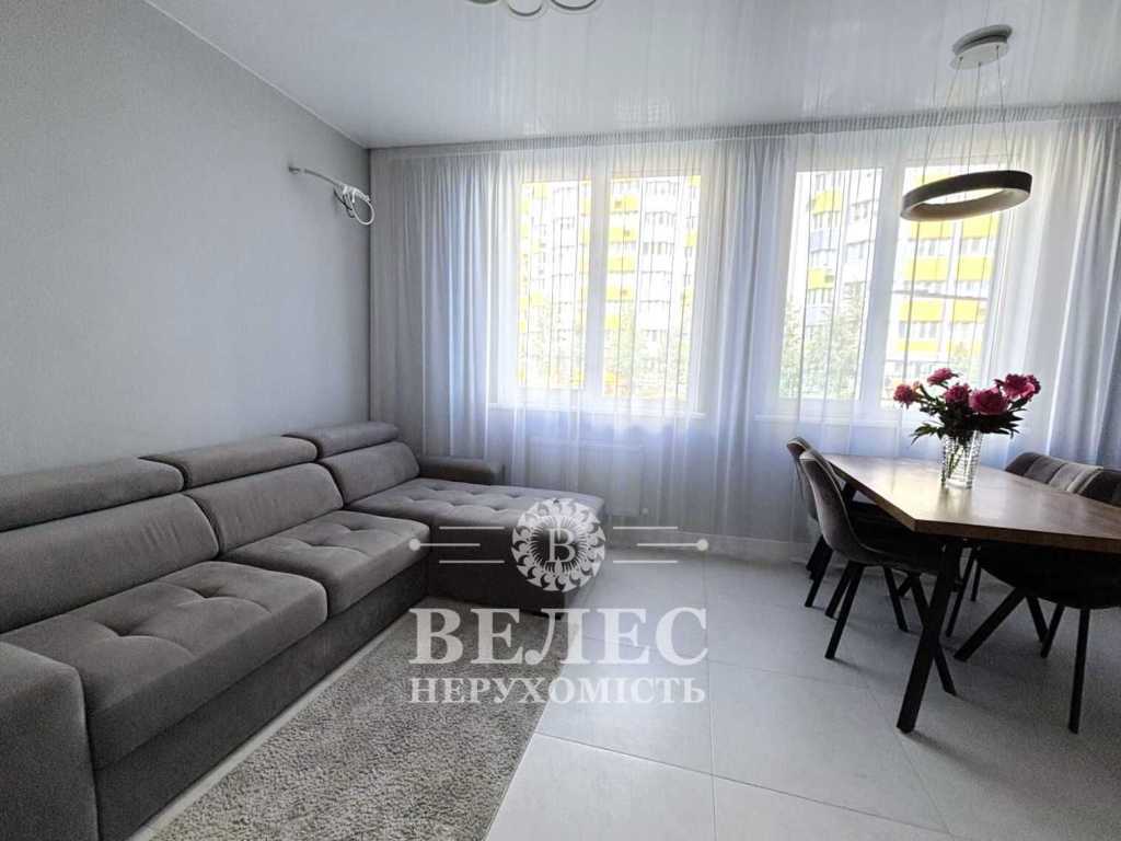 Продажа 2-комнатной квартиры 71 м², Яблоневая ул., 11