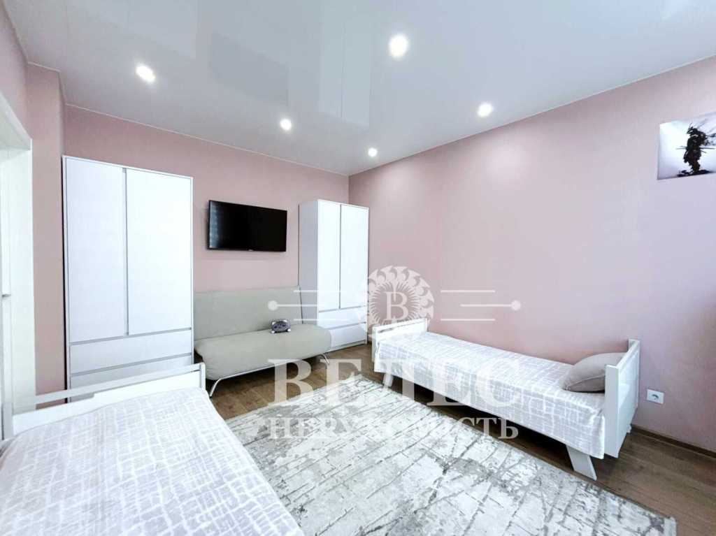 Продажа 2-комнатной квартиры 71 м², Яблоневая ул., 11