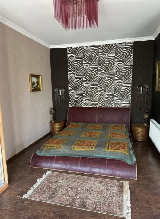 Оренда будинку 500 м², Львівська вул.