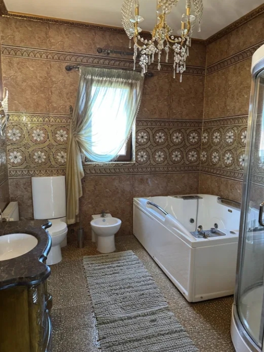 Оренда будинку 500 м², Львівська вул.