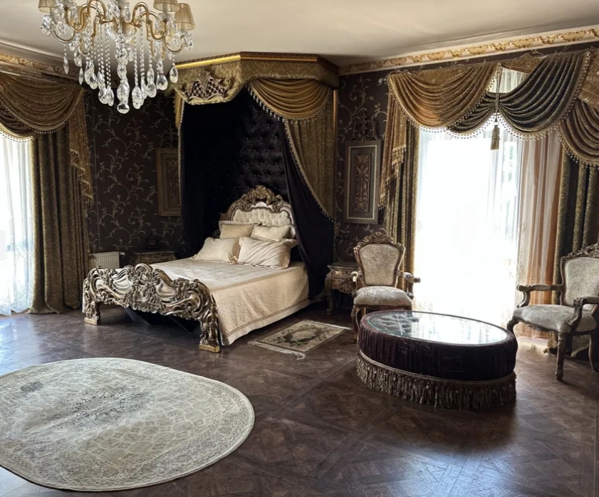 Оренда будинку 500 м², Львівська вул.