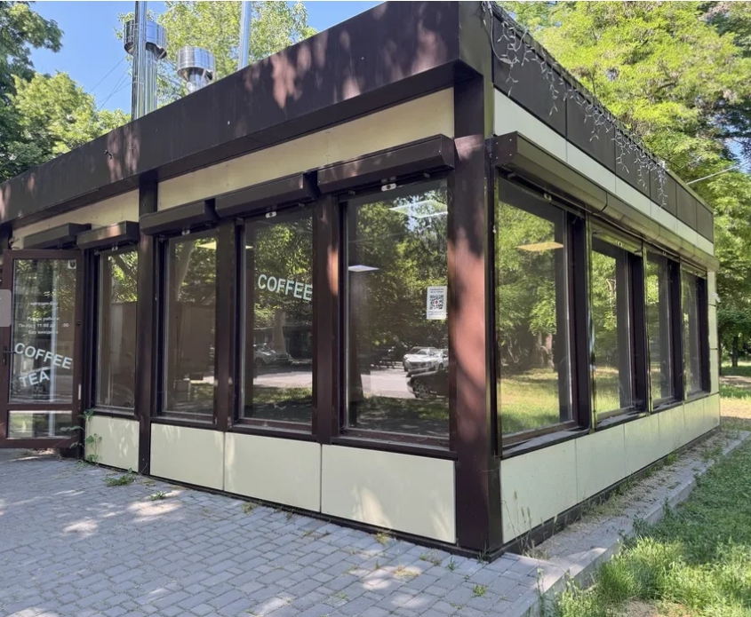 Аренда торгового помещения 55 м², Академика Филатова ул.