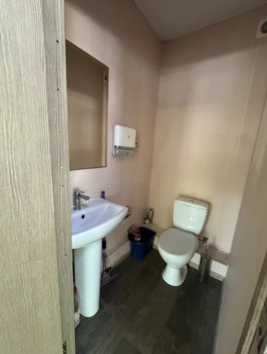 Аренда торгового помещения 55 м², Академика Филатова ул.