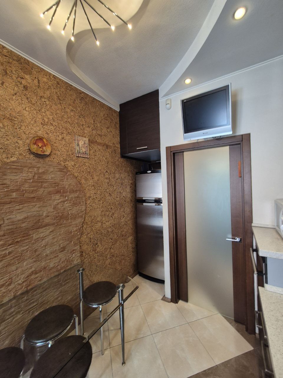 Продаж 2-кімнатної квартири 70 м², Михайла Грушевського вул.