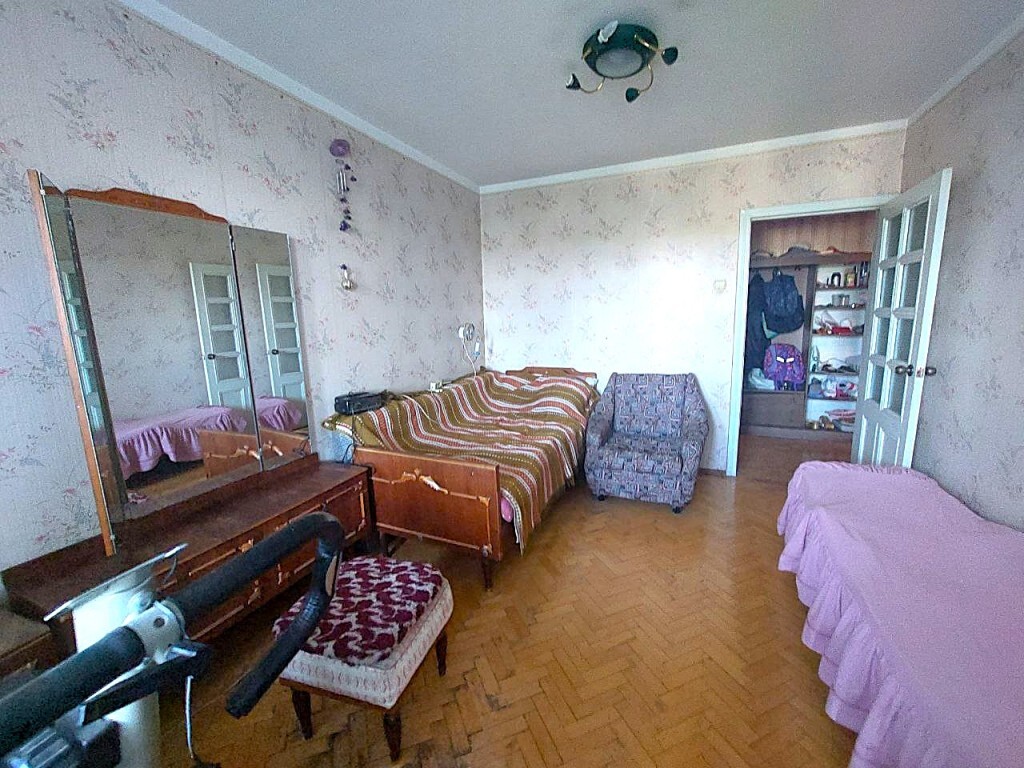 Продаж 3-кімнатної квартири 77 м², Петрова Генерала вул., 74/2
