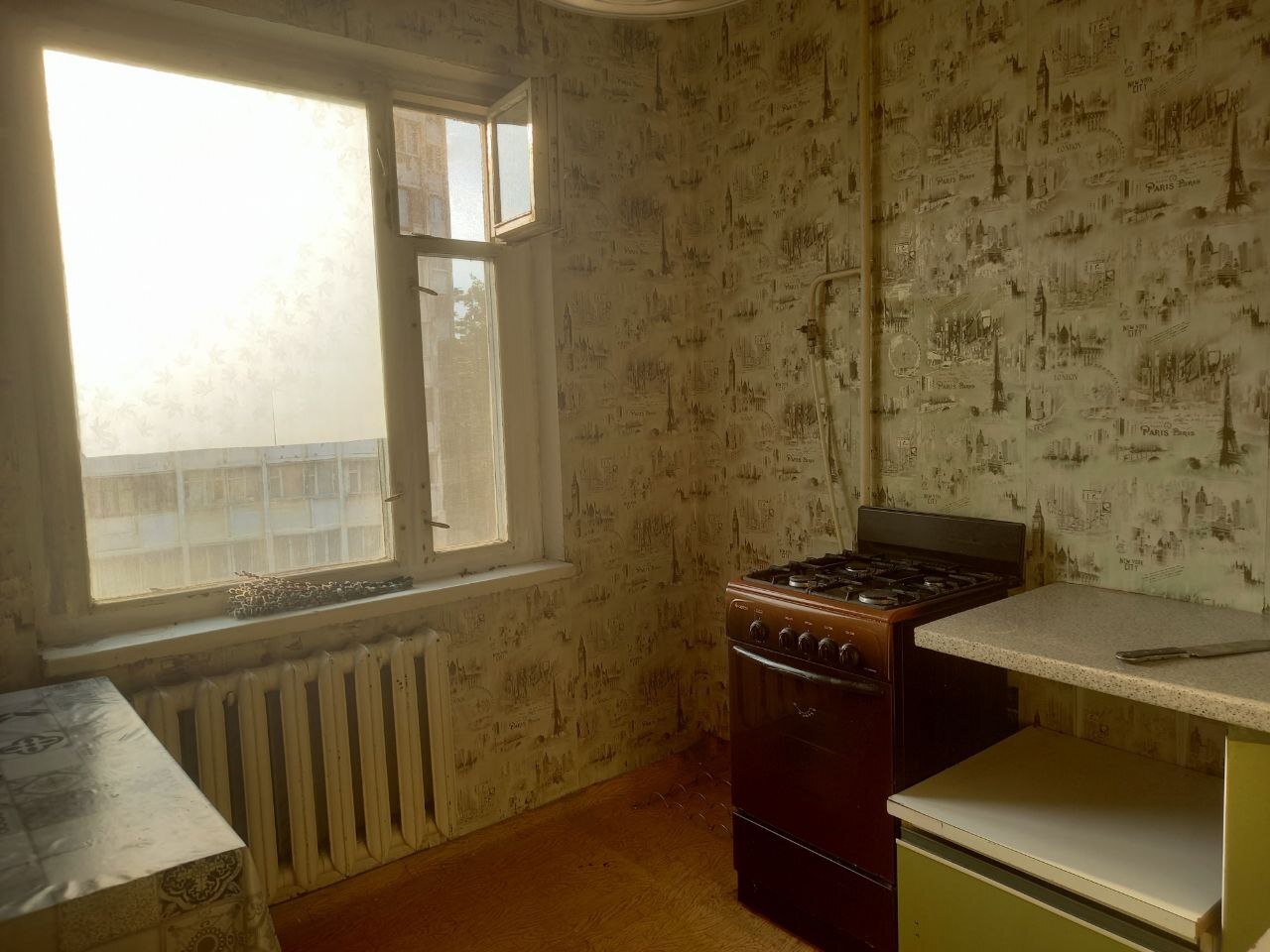 Продаж 2-кімнатної квартири 50 м², Героїв оборони Одеси вул., 28