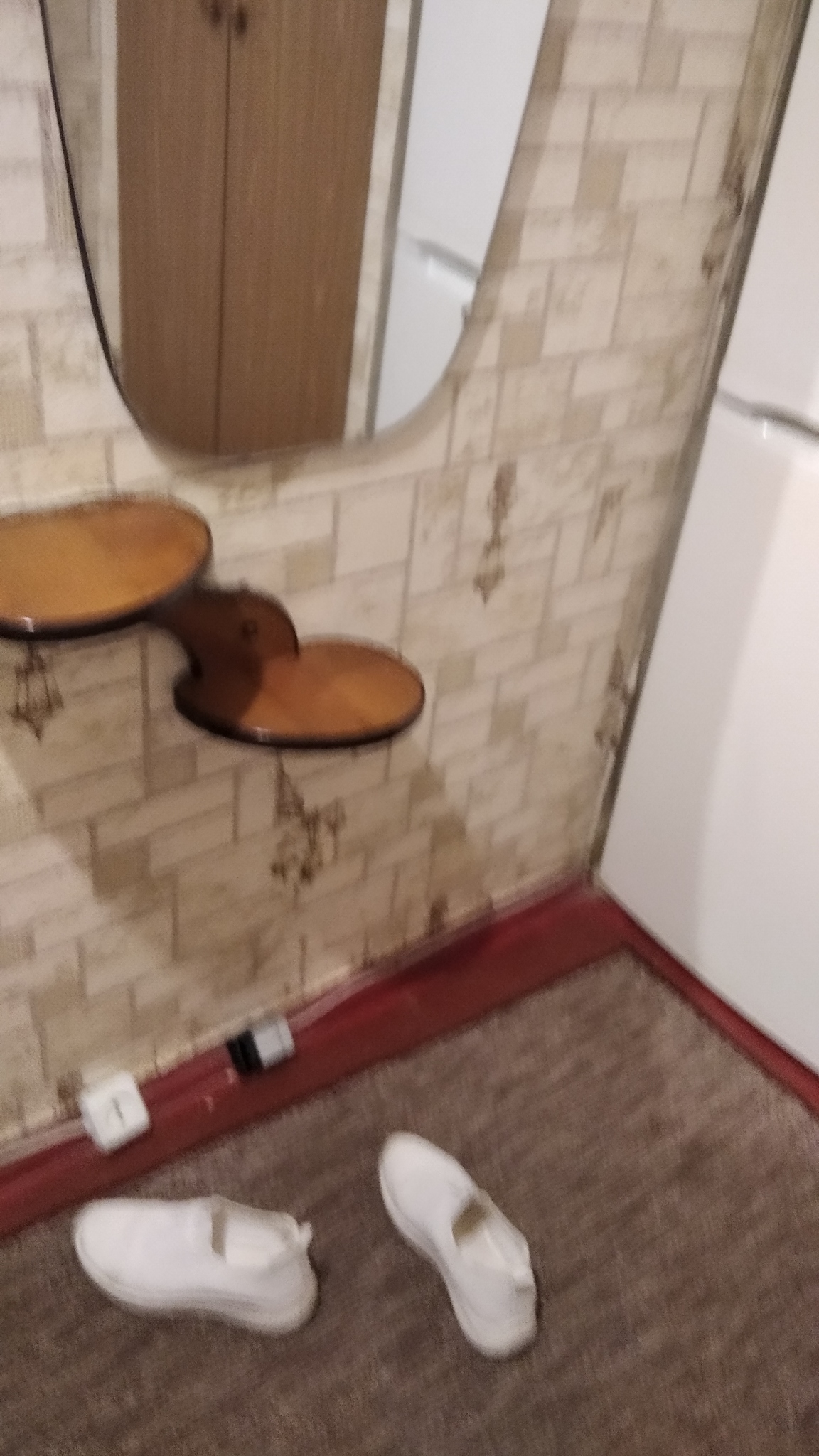 Продаж 1-кімнатної квартири 37 м², Симиренка вул.