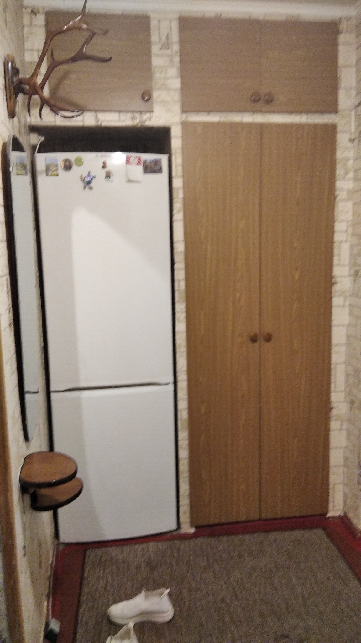 Продаж 1-кімнатної квартири 37 м², Симиренка вул.