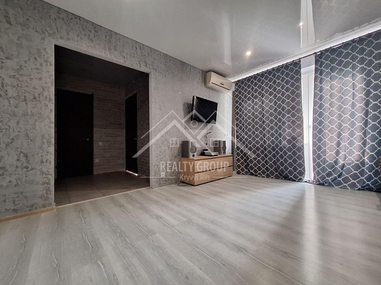 Продаж квартири з вільним плануванням 31 м², Сімонова вул.