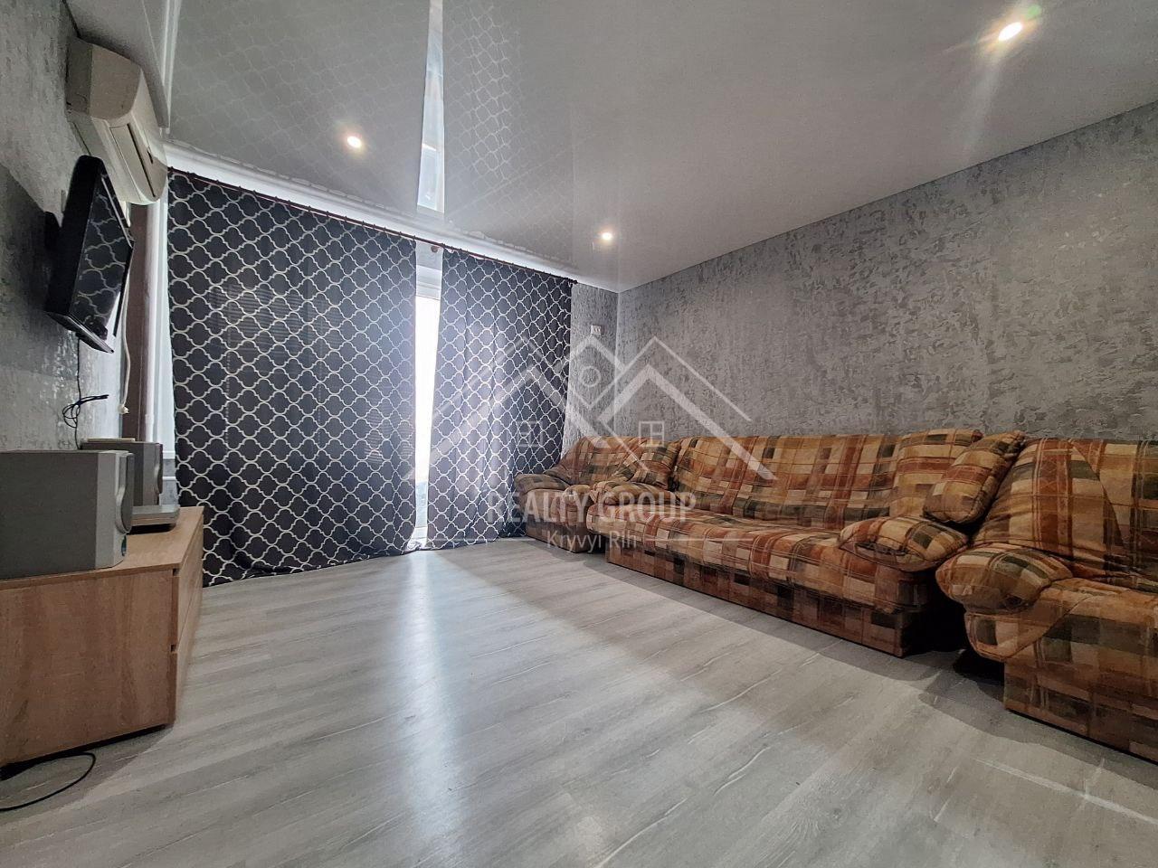 Продаж квартири з вільним плануванням 31 м², Сімонова вул.