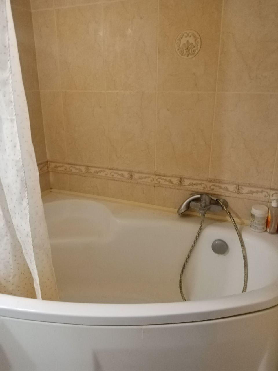 Продажа 2-комнатной квартиры 84.77 м², Заливная ул.