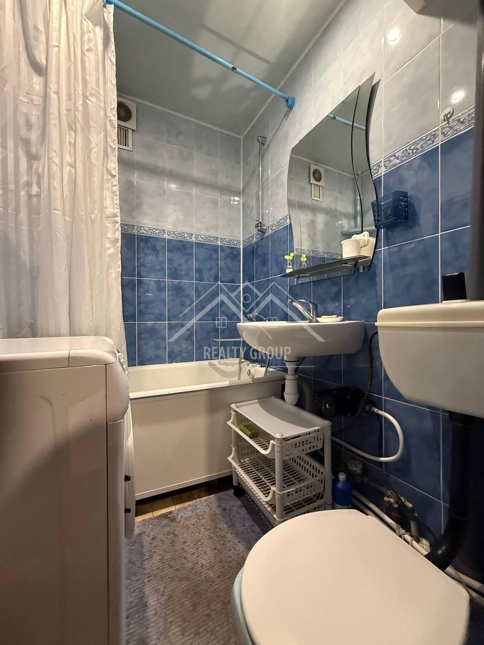 Продаж 2-кімнатної квартири 44.5 м², Соборності вул.