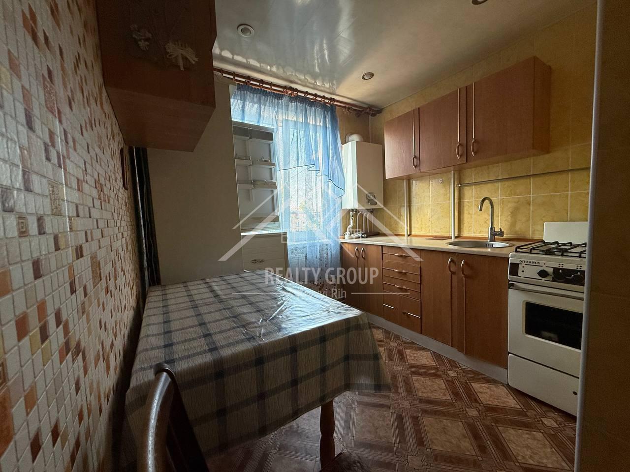 Продаж 2-кімнатної квартири 44.5 м², Соборності вул.