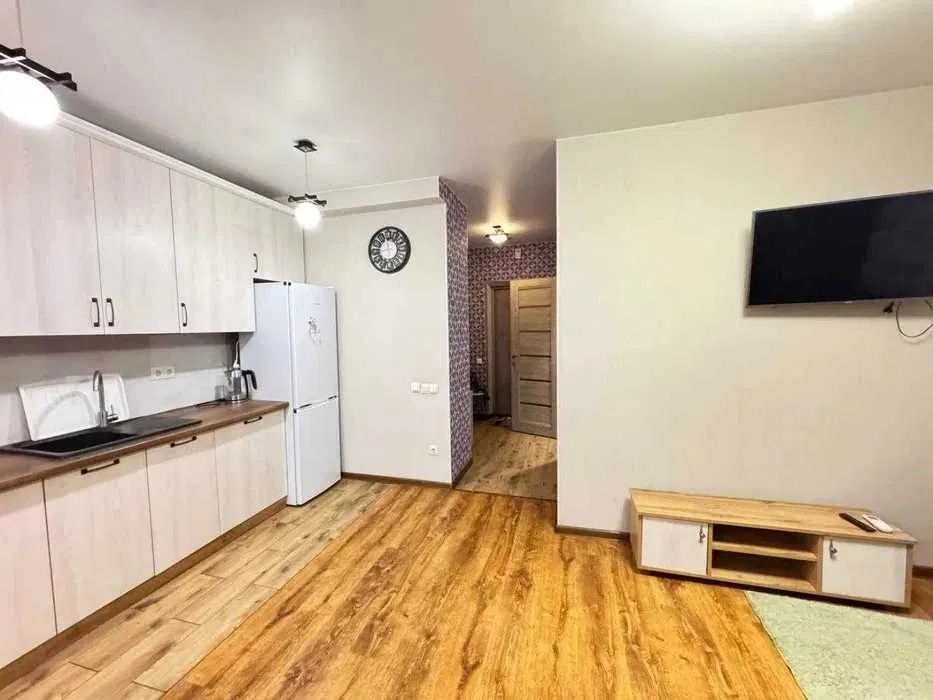 Аренда студии 40 м², Академика Заболотного ул., 1А