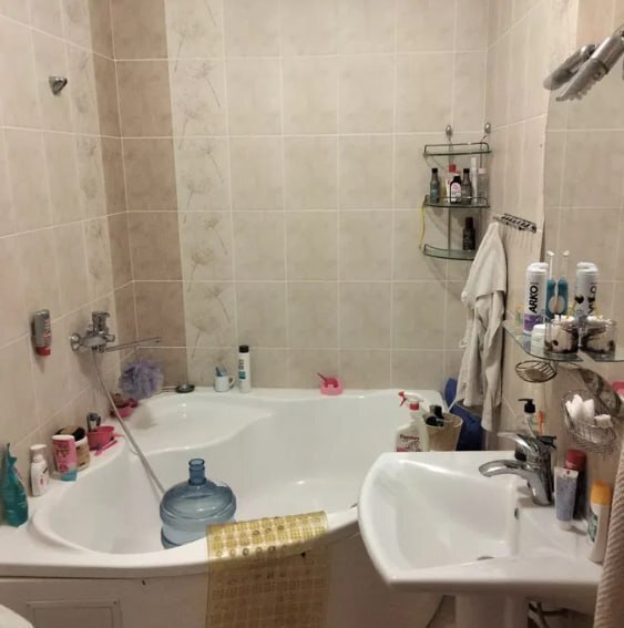 Продаж 4-кімнатної квартири 118 м², Героїв Крут вул.