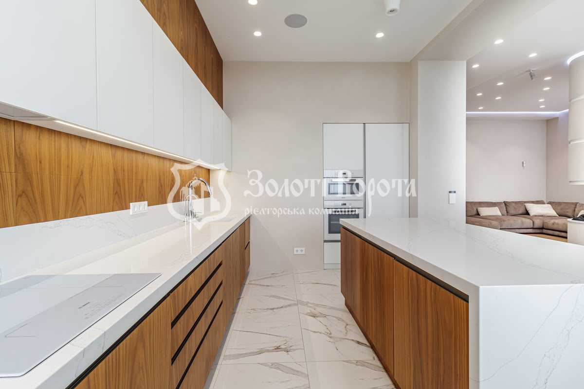 Продажа 4-комнатной квартиры 155 м², Михаила Донца ул., Ломоносова, 75а