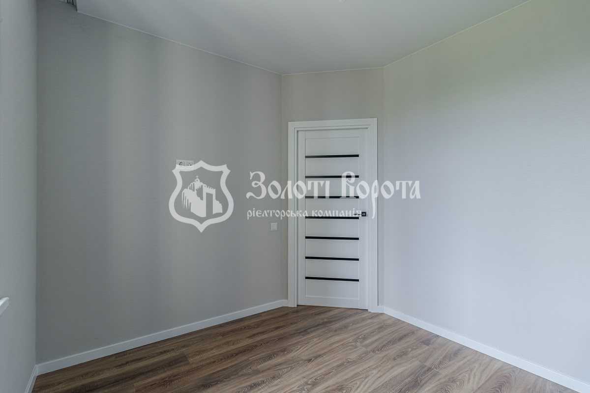 Продаж 2-кімнатної квартири 39.9 м², Машинобудівників вул., 14а