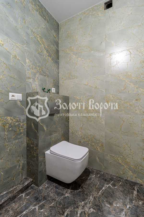 Продаж 2-кімнатної квартири 39.9 м², Машинобудівників вул., 14а