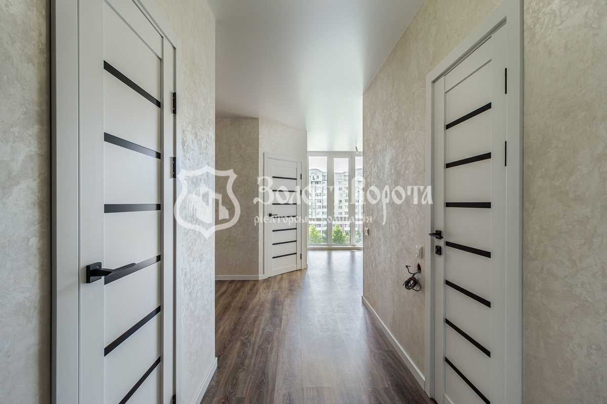 Продаж 2-кімнатної квартири 39.9 м², Машинобудівників вул., 14а