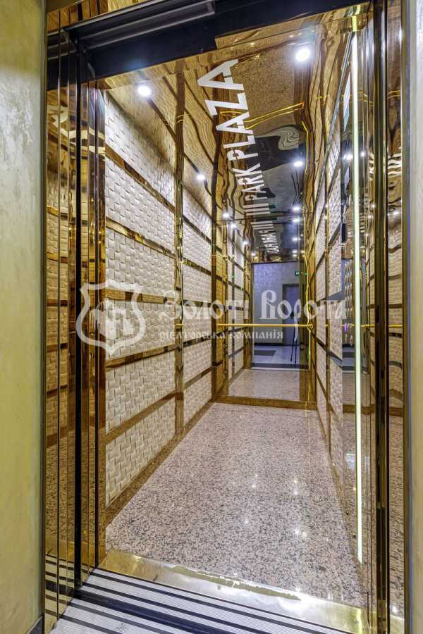 Продаж 2-кімнатної квартири 39.9 м², Машинобудівників вул., 14а