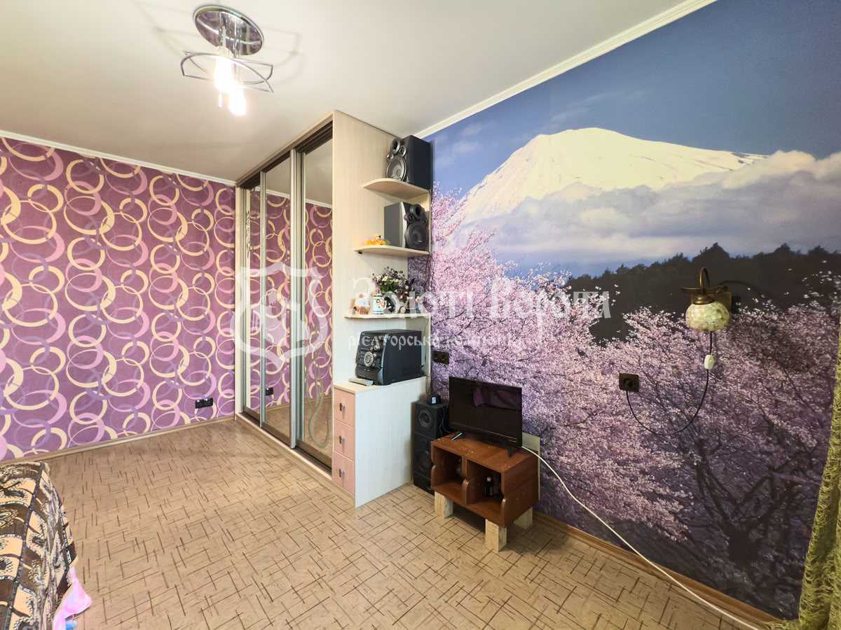 Продаж 2-кімнатної квартири 54 м², Михайла Донця вул., Драгоманова, 5