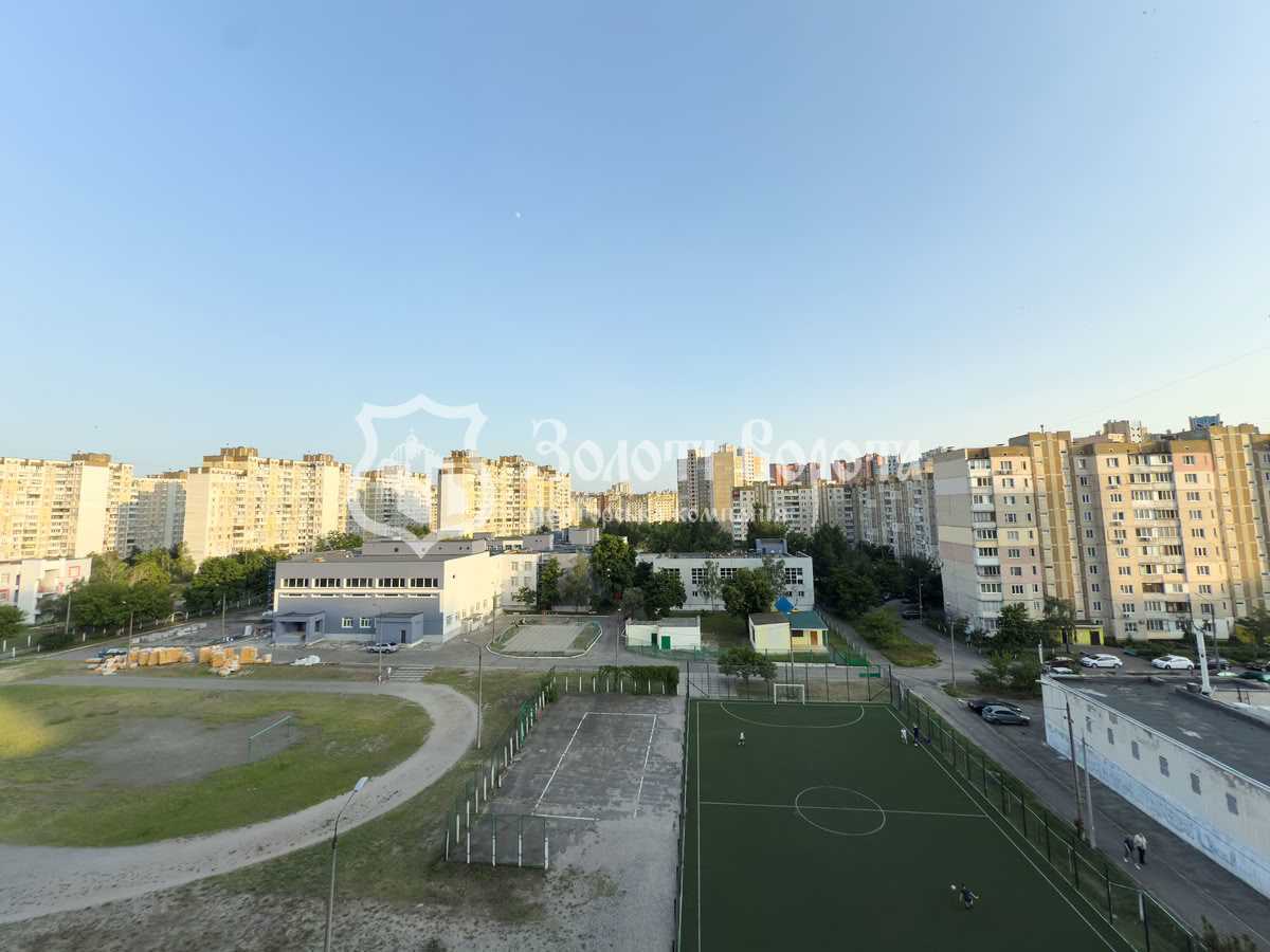 Продаж 2-кімнатної квартири 54 м², Михайла Донця вул., Драгоманова, 5