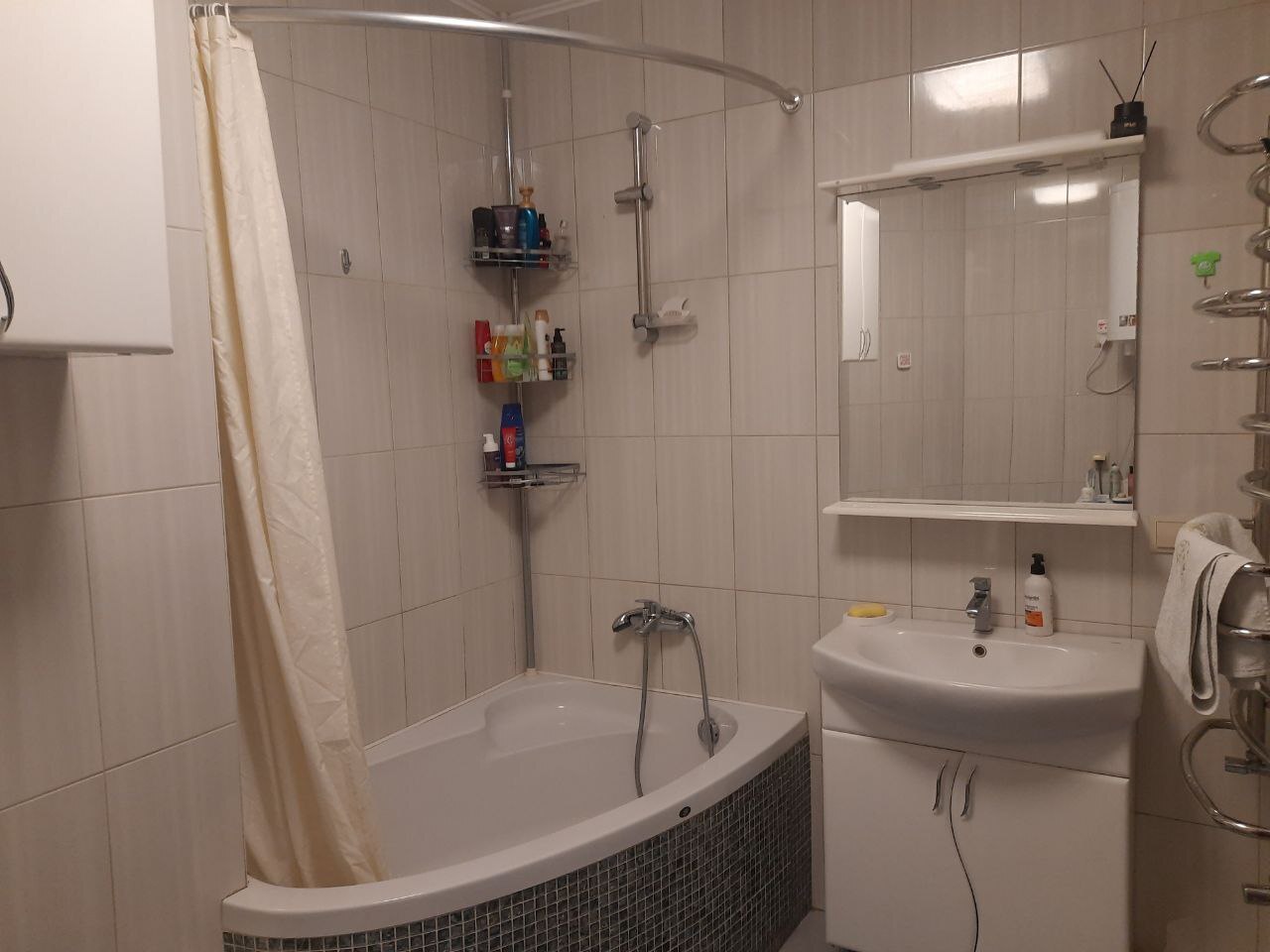 Продаж 2-кімнатної квартири 63.5 м², Гарматна вул., 38А