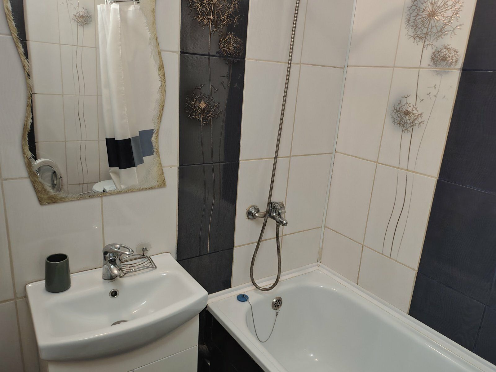 Аренда 1-комнатной квартиры 50 м², Олевская ул., 11