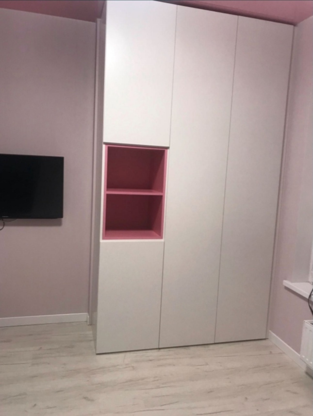 Продаж 2-кімнатної квартири 60 м², Каховська вул., 62А
