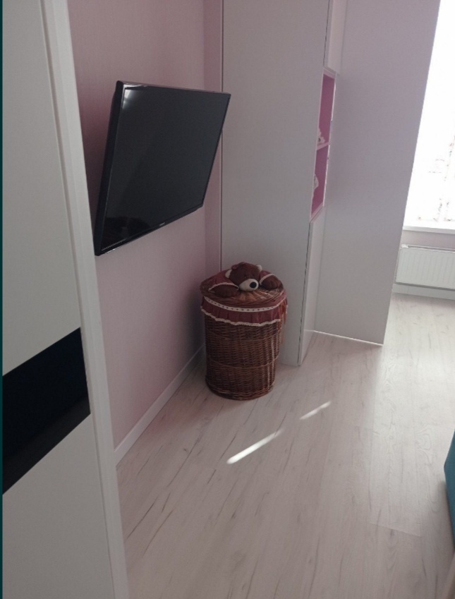 Продаж 2-кімнатної квартири 60 м², Каховська вул., 62А