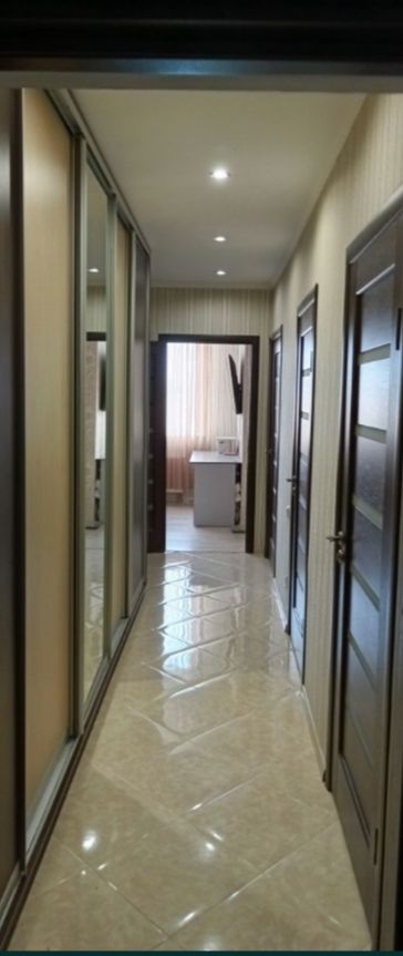 Продаж 2-кімнатної квартири 53 м², Лобачевського пров., 7