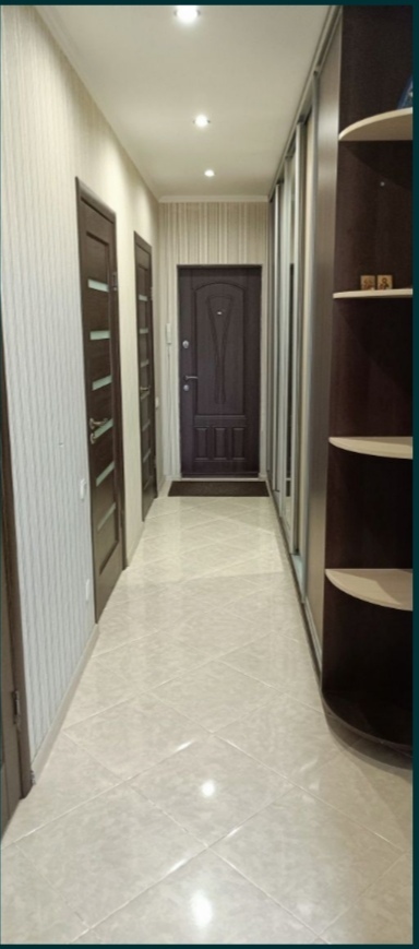 Продаж 2-кімнатної квартири 53 м², Лобачевського пров., 7