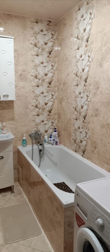 Продаж 2-кімнатної квартири 53 м², Лобачевського пров., 7