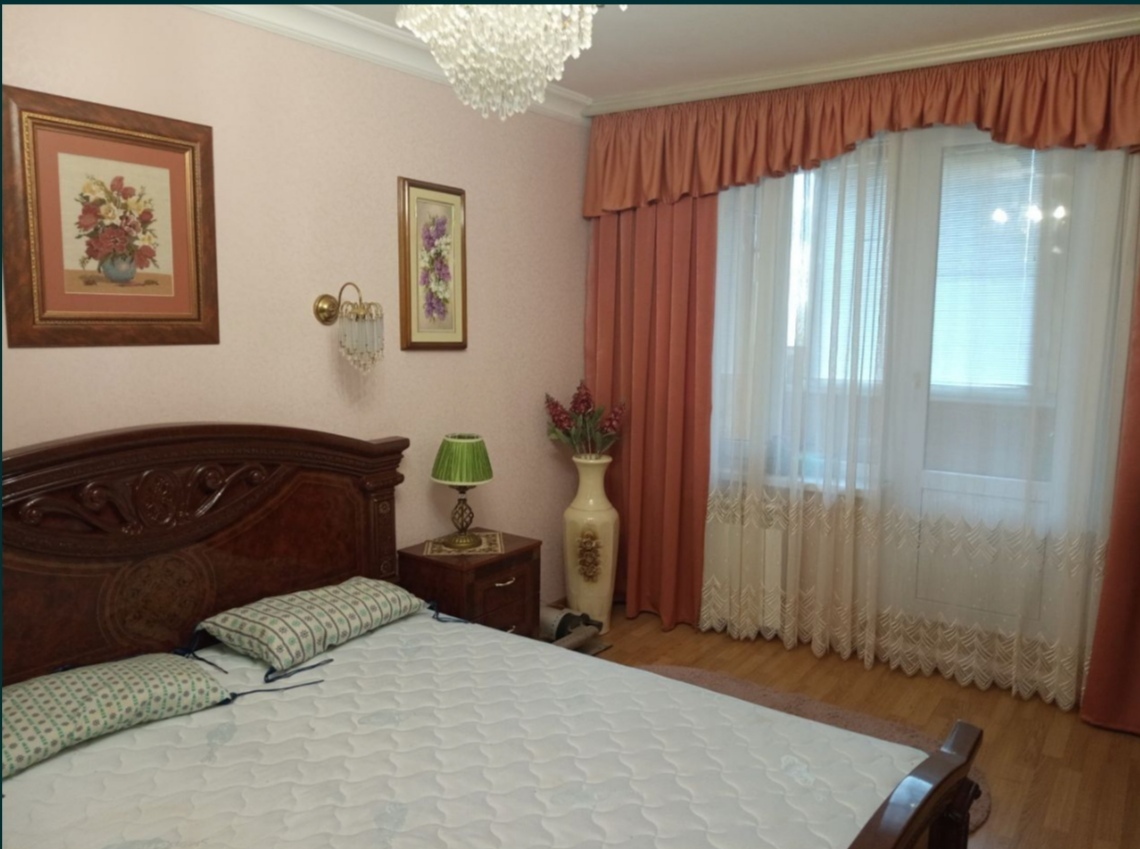 Продаж 3-кімнатної квартири 70 м², Павла Тичини просп., 20А