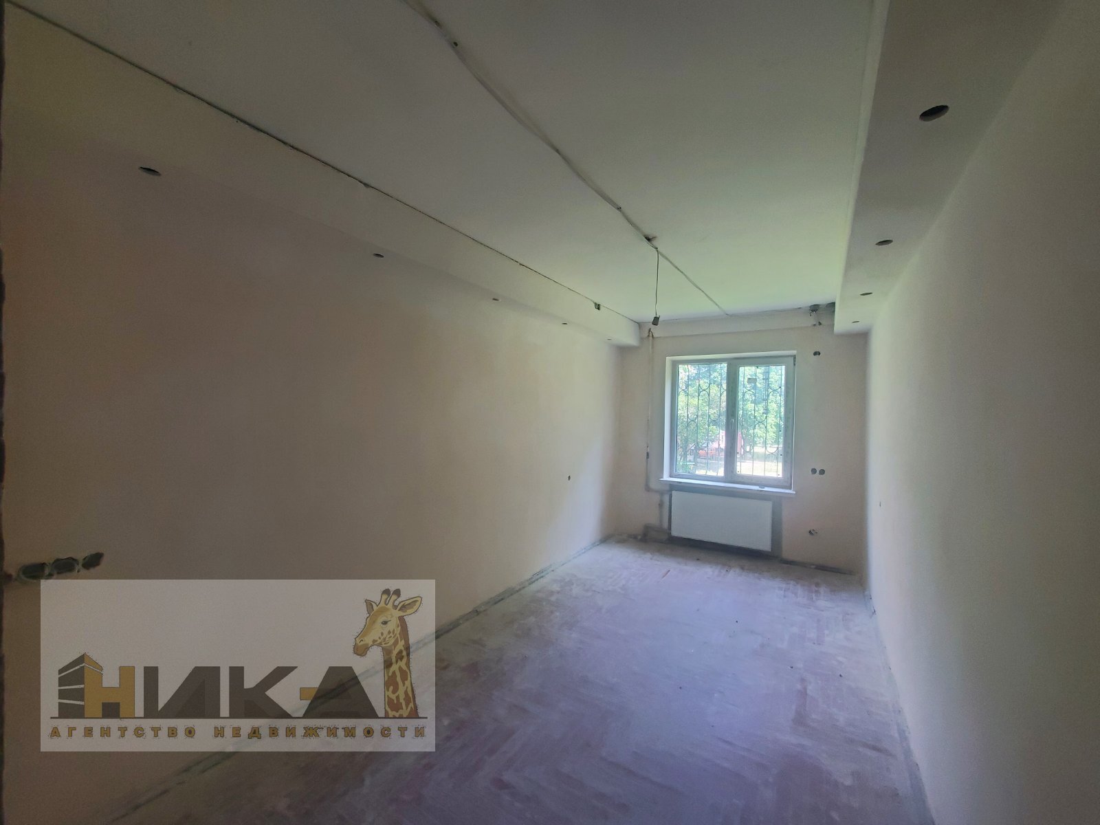 Продаж 4-кімнатної квартири 65 м², Запорозького Казацтва вул.