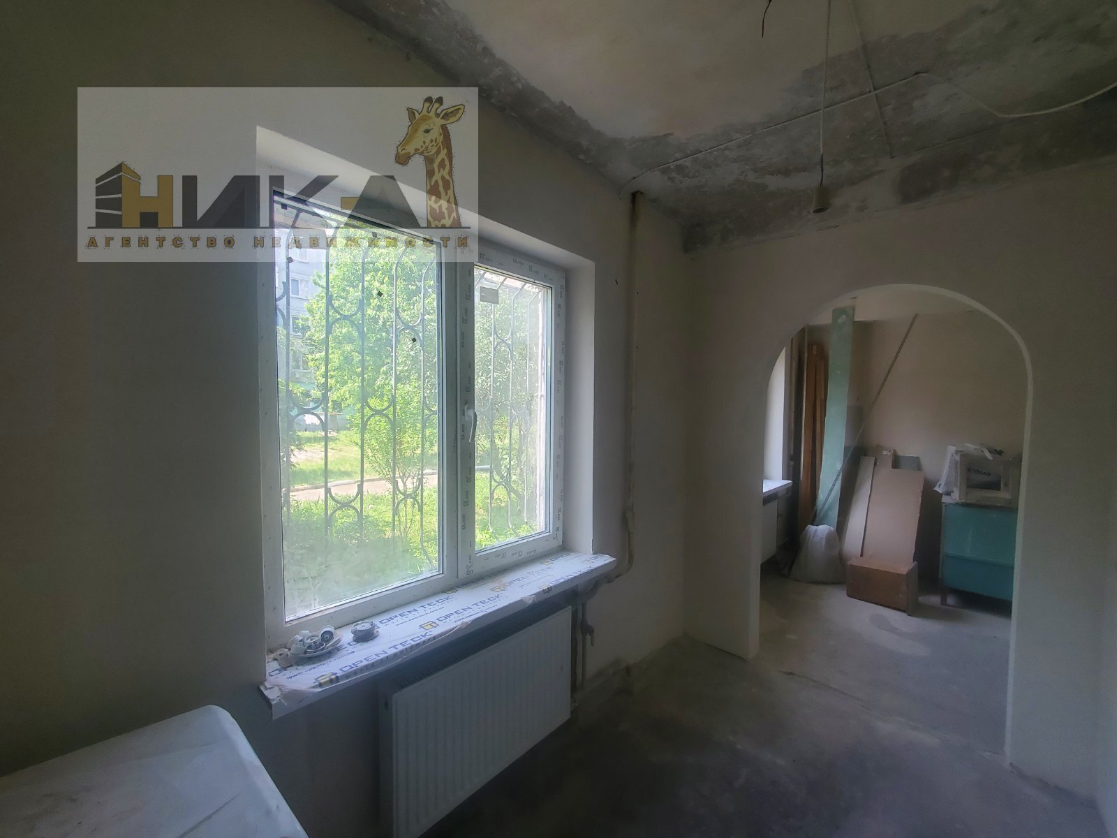 Продаж 4-кімнатної квартири 65 м², Запорозького Казацтва вул.