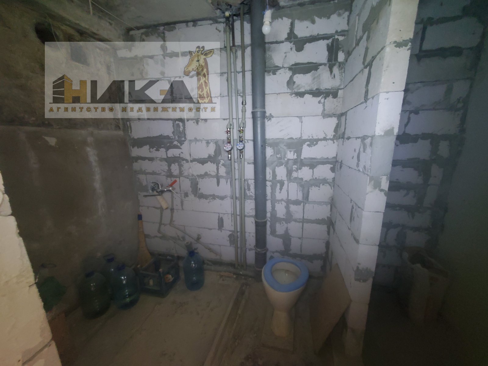Продаж 4-кімнатної квартири 65 м², Запорозького Казацтва вул.