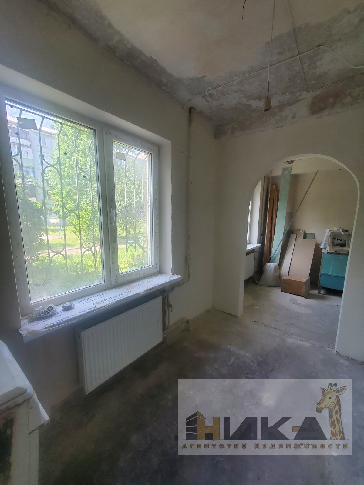 Продаж 4-кімнатної квартири 65 м², Запорозького Казацтва вул.