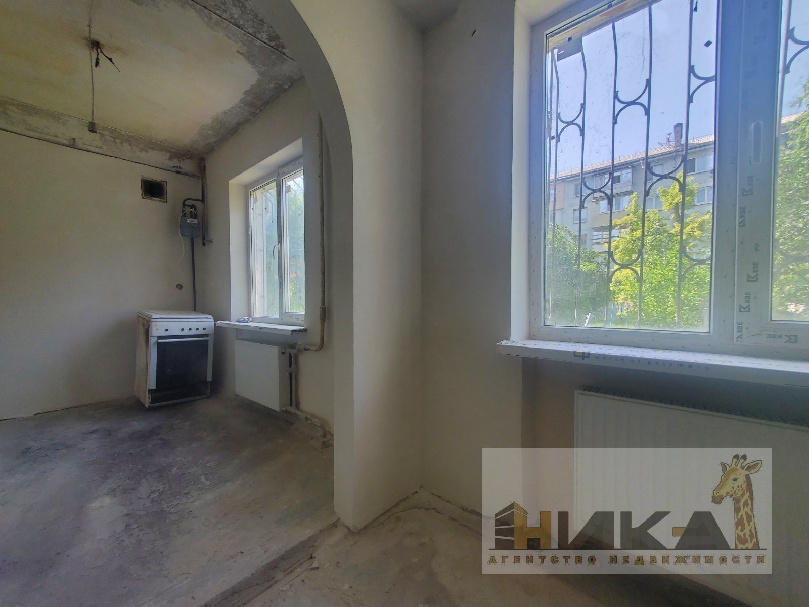 Продаж 4-кімнатної квартири 65 м², Запорозького Казацтва вул.