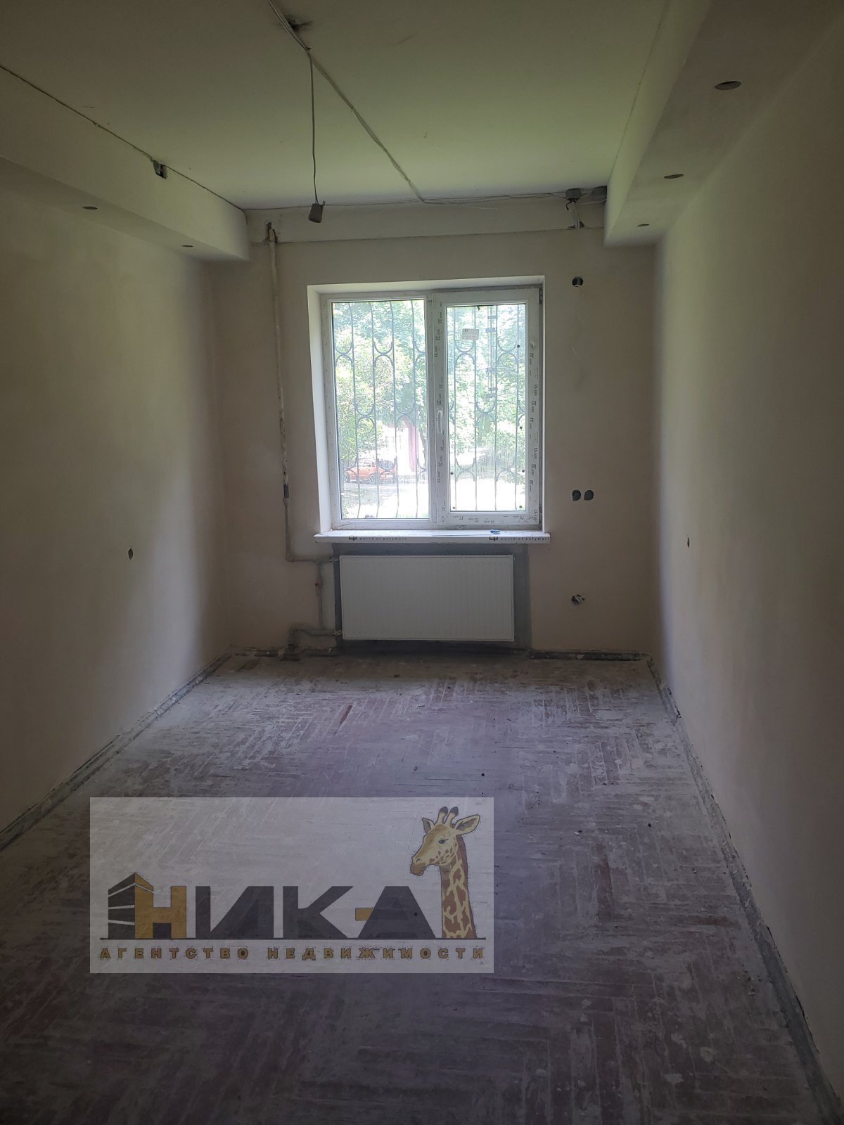 Продаж 4-кімнатної квартири 65 м², Запорозького Казацтва вул.