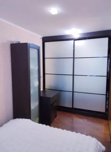 Продаж 2-кімнатної квартири 70 м², Київська вул.