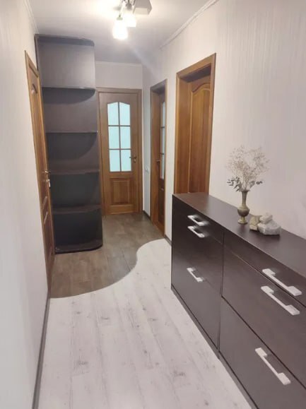 Продаж 2-кімнатної квартири 70 м², Київська вул.