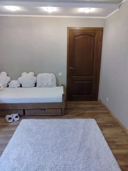 Продаж 2-кімнатної квартири 70 м², Київська вул.