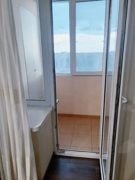 Продаж 2-кімнатної квартири 70 м², Київська вул.