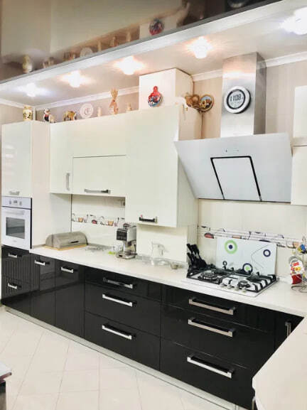 Продажа 3-комнатной квартиры 92 м², Заливная ул.