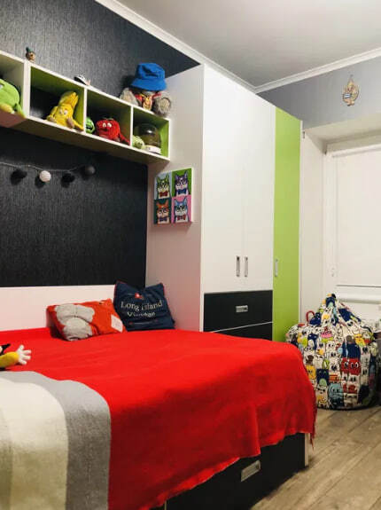 Продажа 3-комнатной квартиры 92 м², Заливная ул.