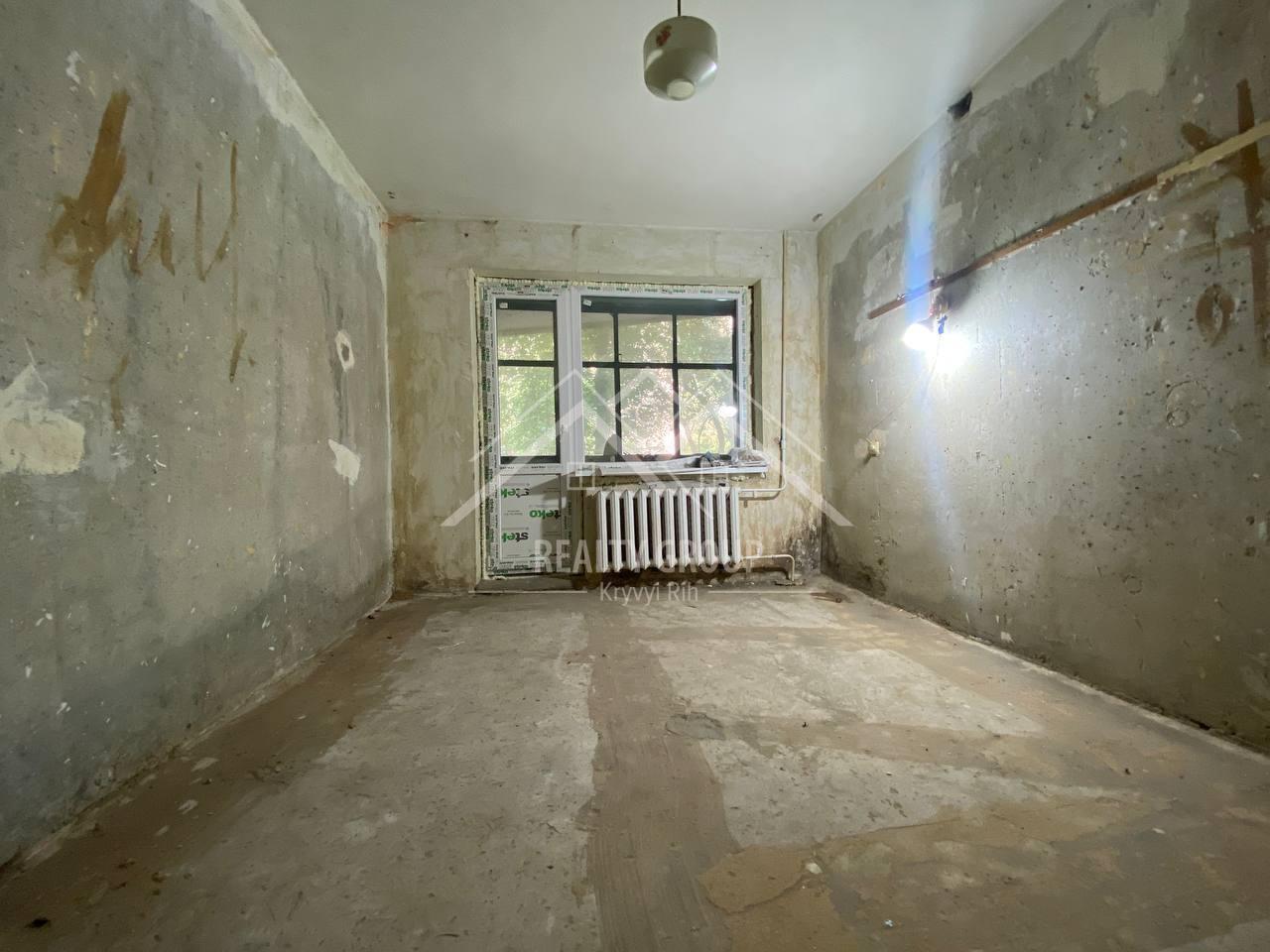 Продаж 2-кімнатної квартири 53.8 м², Сонячний вул.