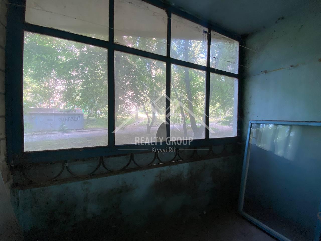 Продаж 2-кімнатної квартири 53.8 м², Сонячний вул.